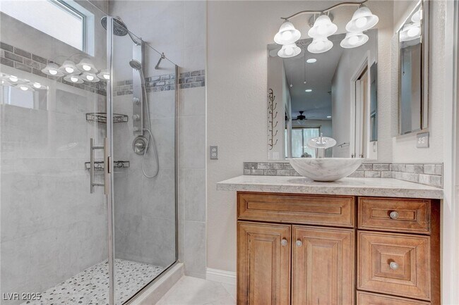 Building Photo - 5993 Attavilla Dr