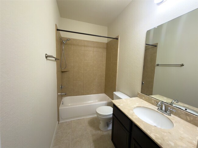 Building Photo - 17035 Amarose Dr