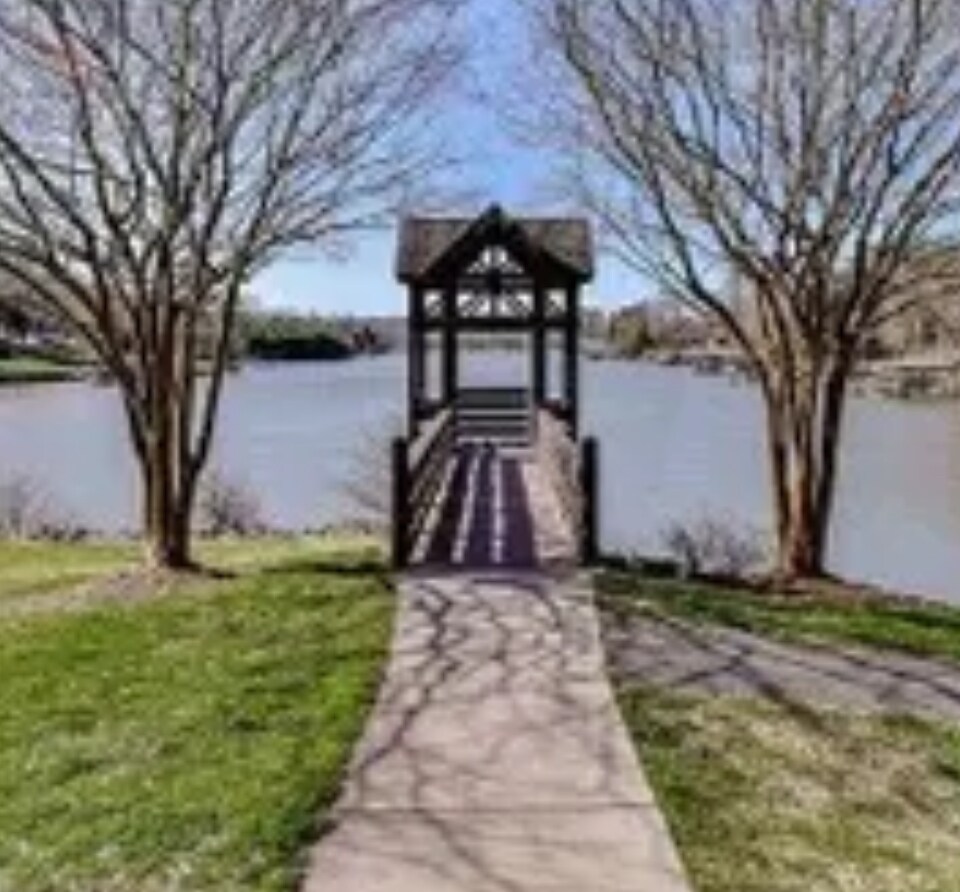 Building Photo - 312 Wave Crest Dr