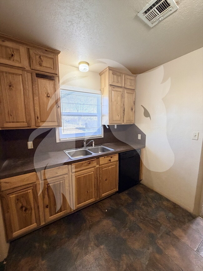 Building Photo - 1621 S Jackson St