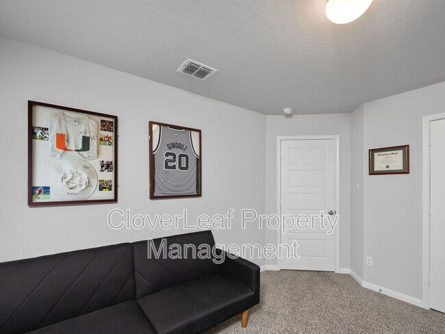 Building Photo - 6727 Comanche Post