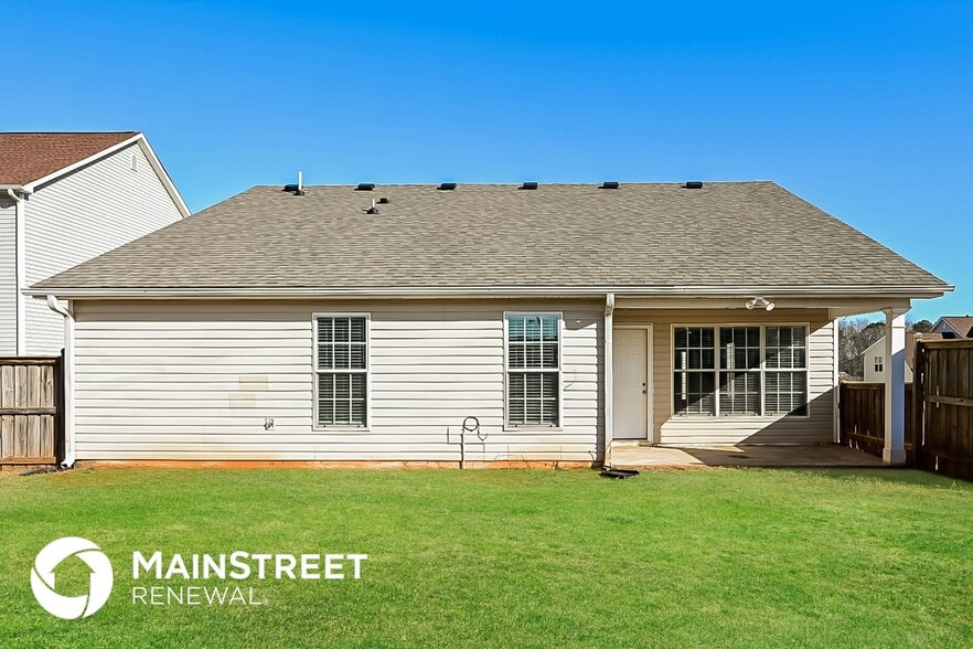 Building Photo - 150 Saddlebrook Dr