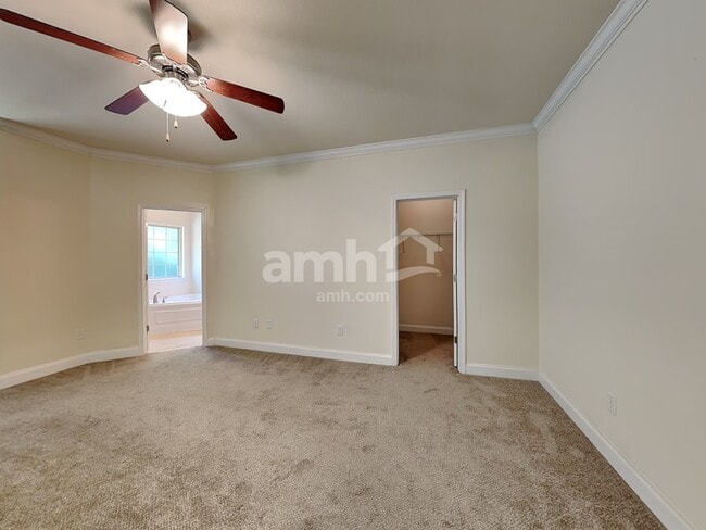 Building Photo - 101 Scottish Ave