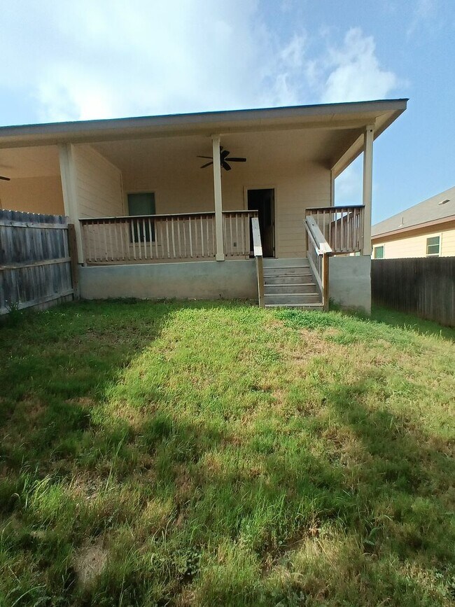 Building Photo - 10019 Westover Blf