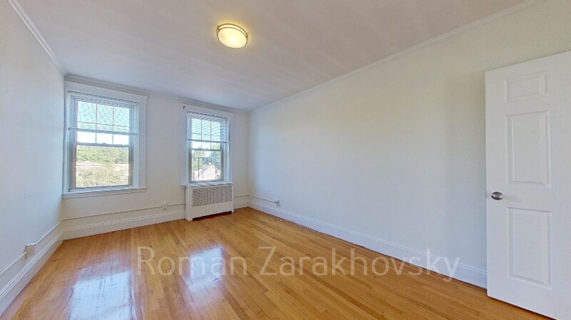 Building Photo - 1848 Commonwealth Ave