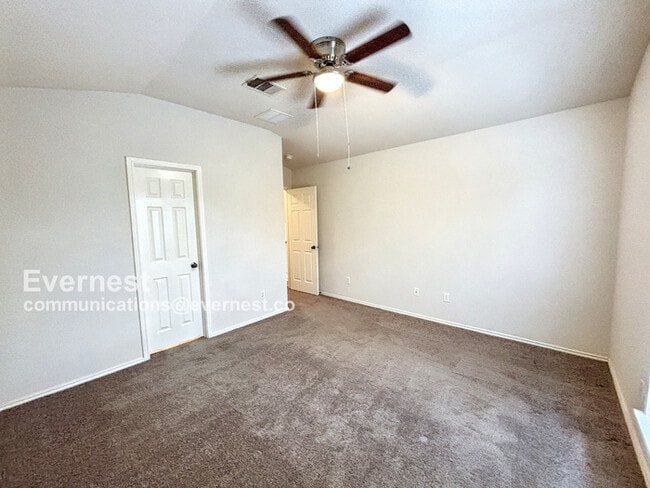Building Photo - 1018 Monadale Trail