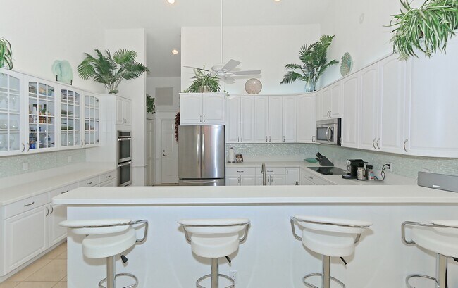 Building Photo - 469 Carica Rd