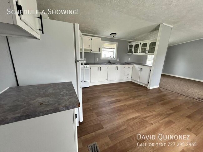 Building Photo - 5711 Blissfield-