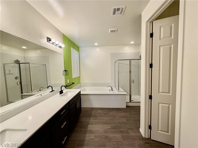 Building Photo - 1602 Morning Bell Ave