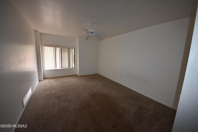 Building Photo - 5120 E Woodgate Ln