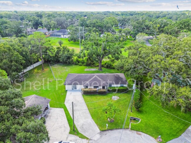 Building Photo - 16901 Melba Ln