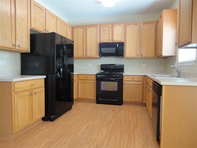 Building Photo - 1204 Stonecrop Ln