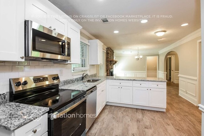 Building Photo - 1432 Cherokee Trail NW