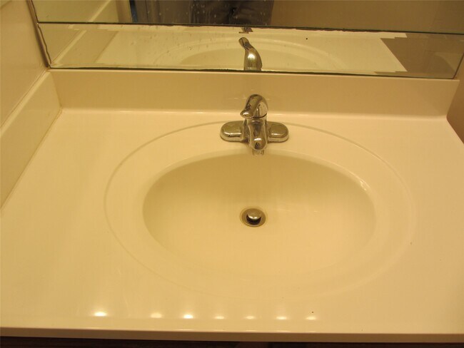 Building Photo - 6500 Harbor Town Dr