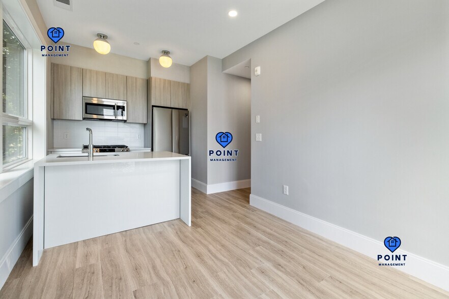 Building Photo - 66 Lubec St