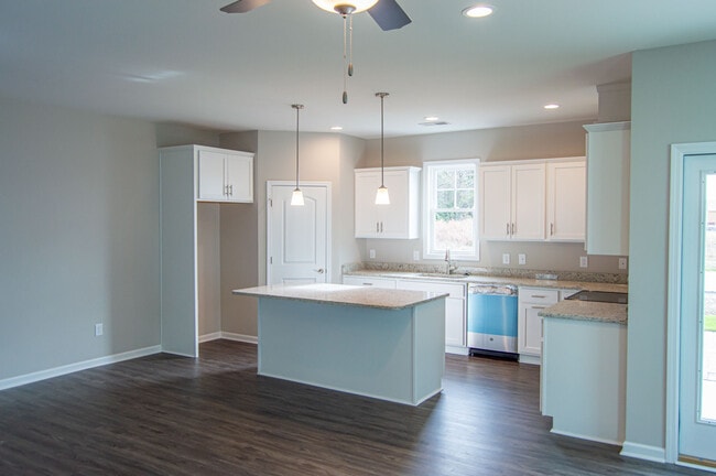 Building Photo - 314 Fishing Duck