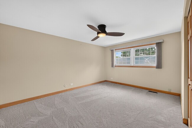 Building Photo - 135 Jeffery Ln