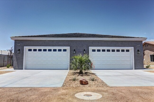 Primary Photo - CALVADA VALLEY U3 - Galaxy Street