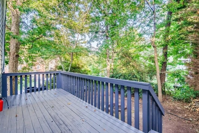 Building Photo - 1500 Shiloh Pl