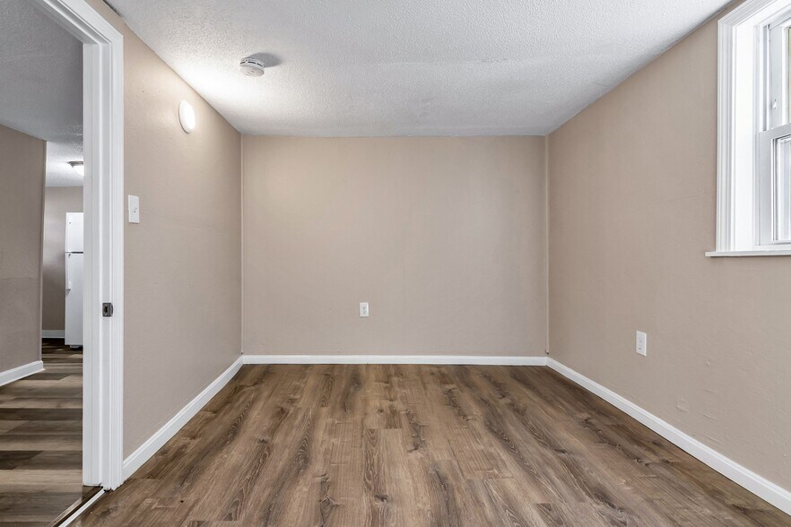 Building Photo - 153 Union St