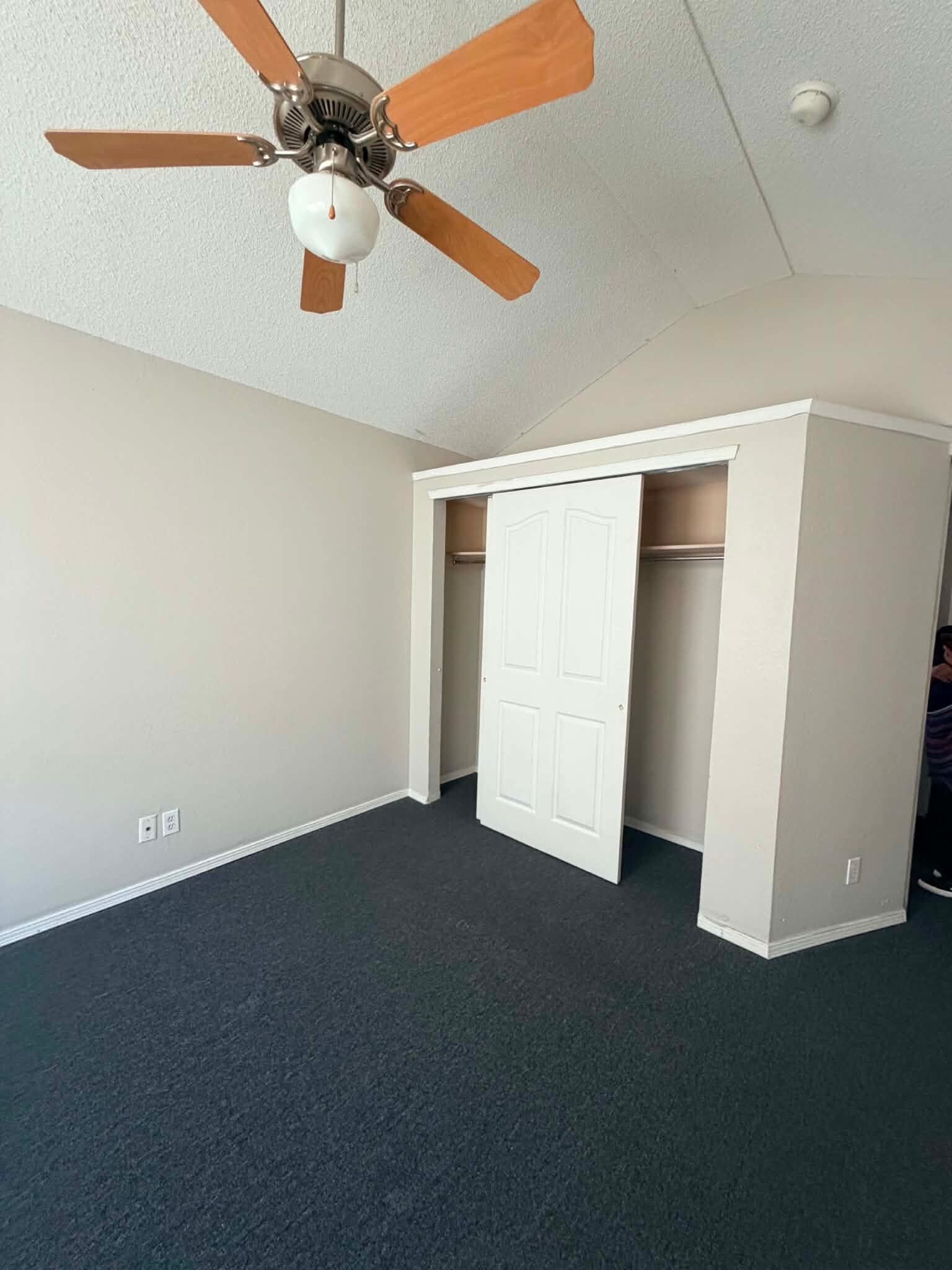 Building Photo - 4516 Lorenzo Ponce Dr