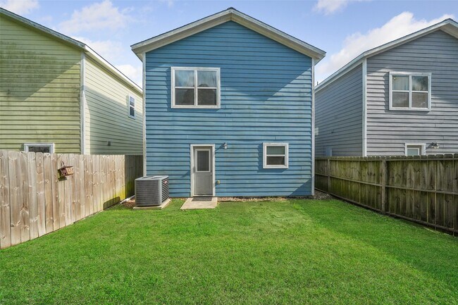 Building Photo - 16918 Glenheath St