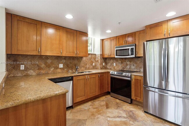Building Photo - 1745 E Hallandale Beach Blvd