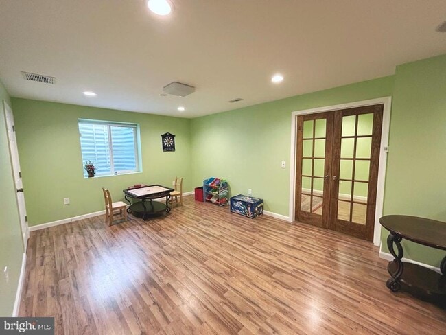 Building Photo - 724 N Haines Cir