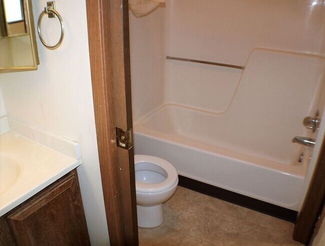 Building Photo - $1,475 | 2 Bedroom + Bonus Room, 1.5 Bathroom Town Home | No Pets | Available for July 1st, 2026 ...