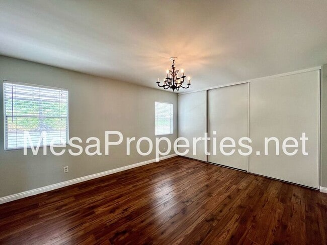 Building Photo - 24368 Darrin Dr