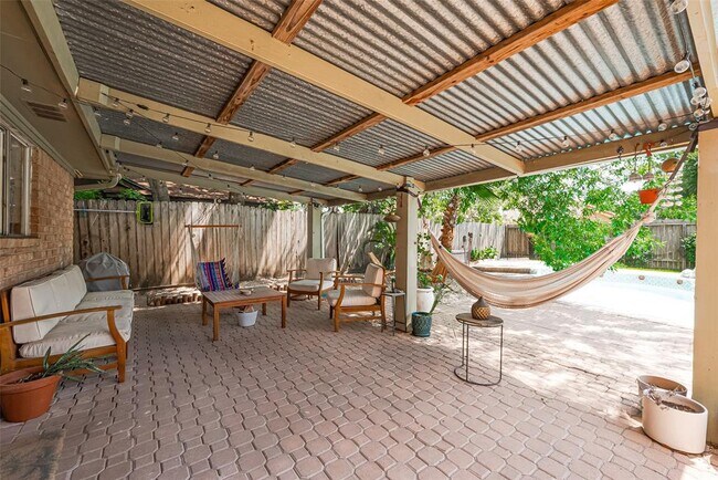 Building Photo - 8018 Zimmermann Dr