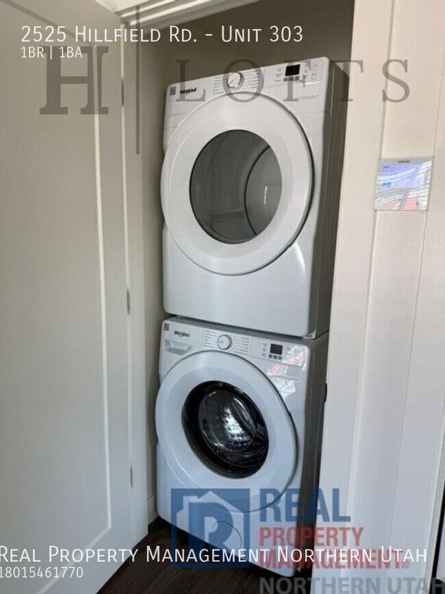 Building Photo - 2525 Hillfield Rd.-Unit 303