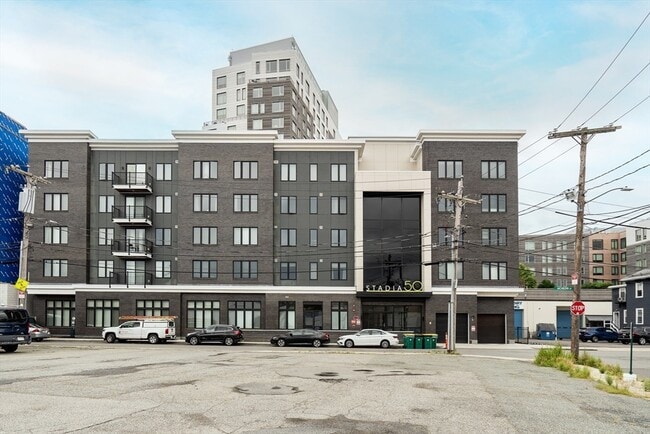 Building Photo - 50 Hichborn St