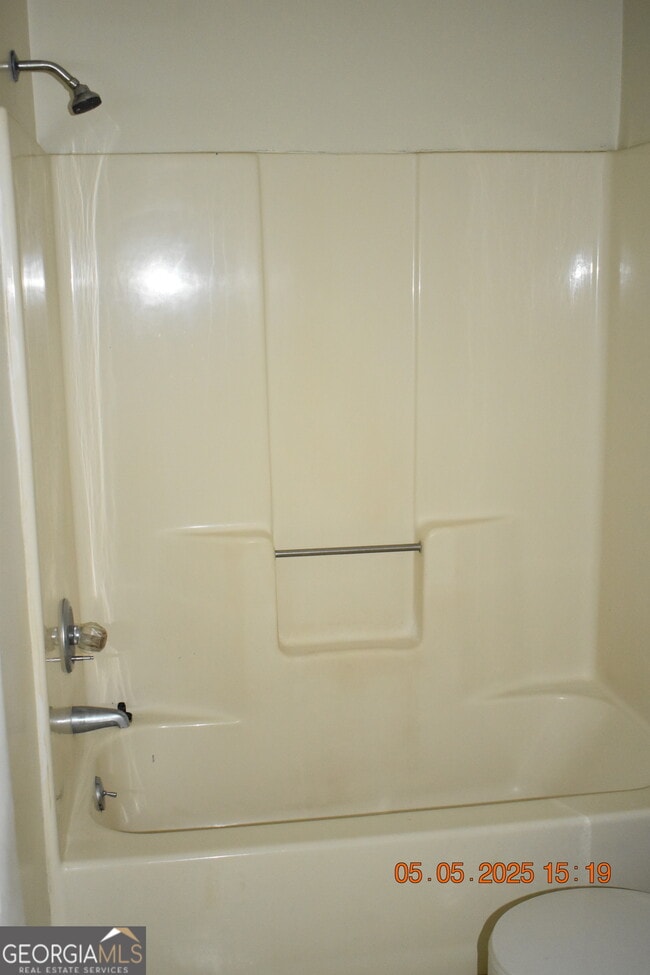Building Photo - 4421 Azalea Dr