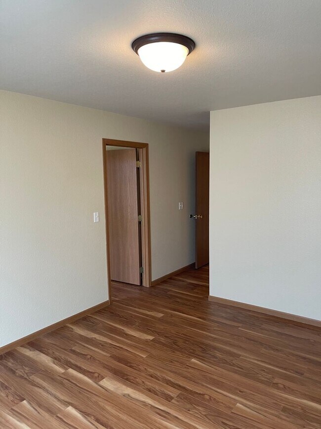 Building Photo - 16858 Hurricane Ln