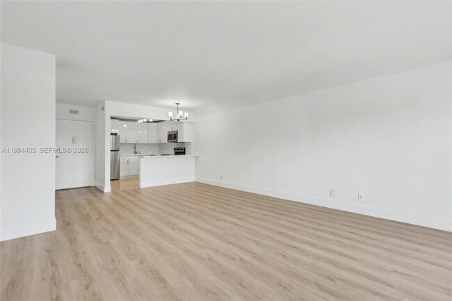 Building Photo - 1220 71st St