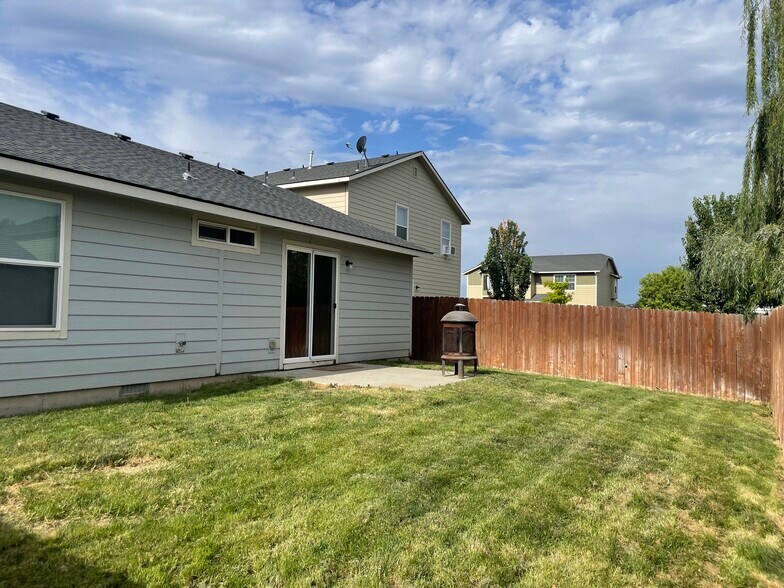 Building Photo - 13710 Key west St.