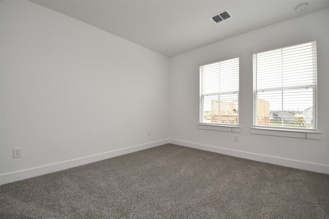 Building Photo - 2209 Via Laura Ln