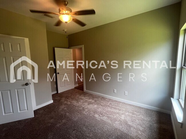 Building Photo - Home for Rent in Foley, AL!!!