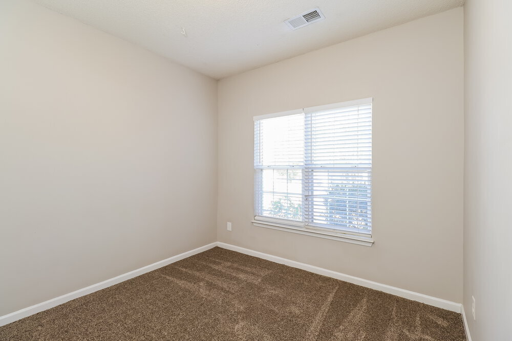 Building Photo - 5811 Briggs Dr