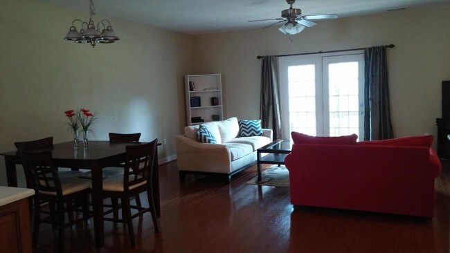 Living Space - 4512 Great Oak Dr