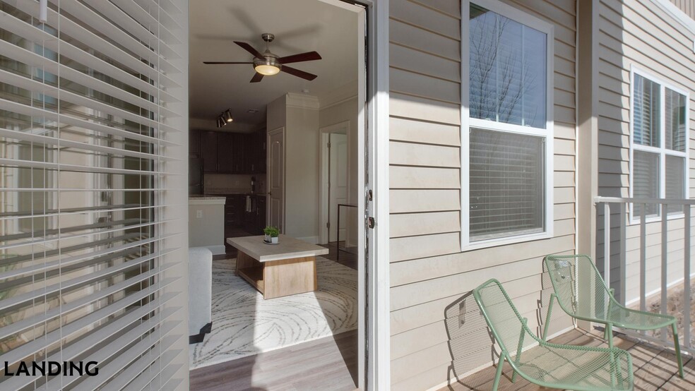 Building Photo - 3000 Daventry Cir