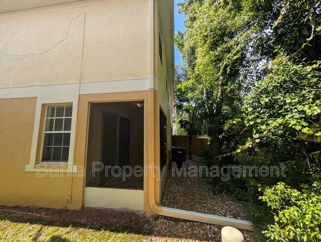 Building Photo - 1993 Fiesta Ridge Ct