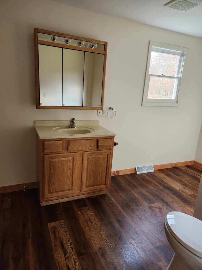 Building Photo - 5374 S State Rd 10