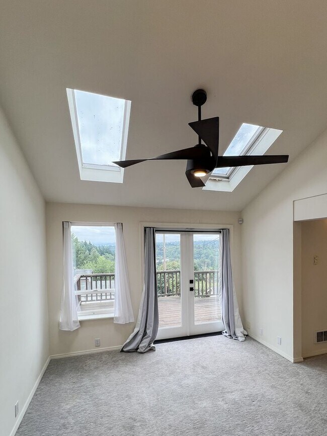 Building Photo - 2bd/1ba Seattle House