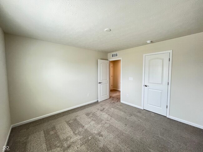 Building Photo - 13153 Himalaya Cir