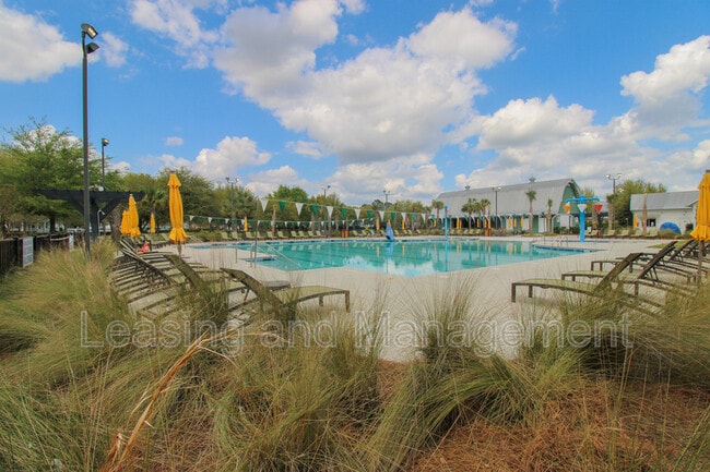 Building Photo - 328 Parish Farms Dr