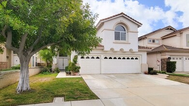 Building Photo - 12138 Wooded Vista Ln