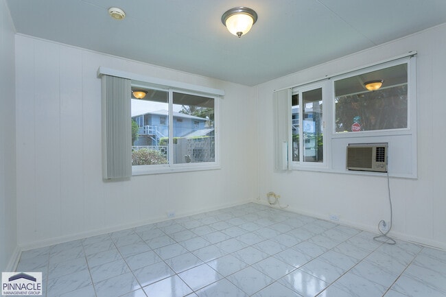 Building Photo - 44-703-703 Alakai St