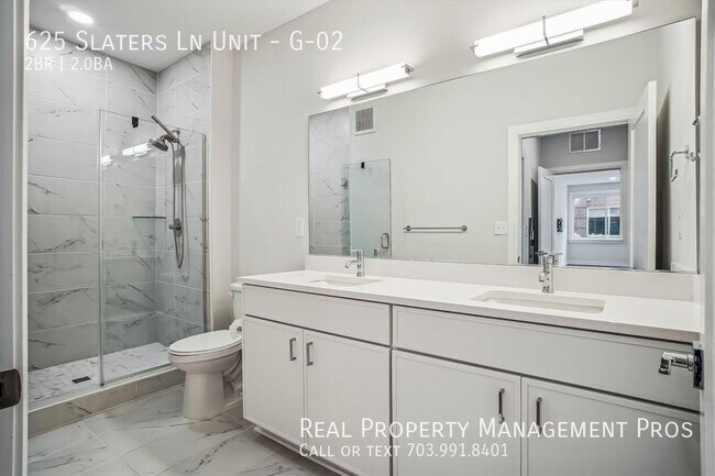 Building Photo - 625 Slaters Ln